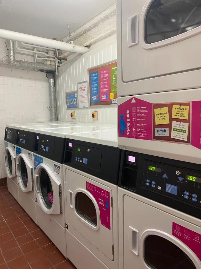 Charming Rooms For Students Only, Cricklewood Lane - Sk London Eksteriør billede
